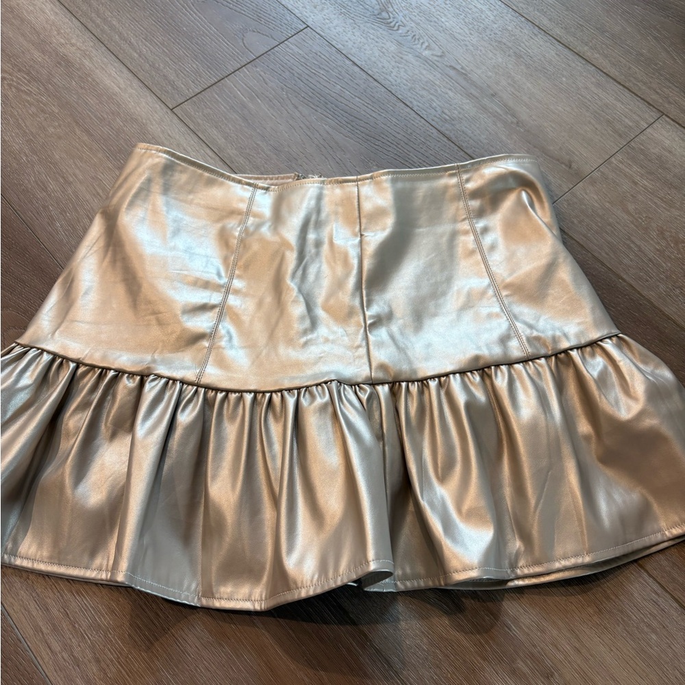 Elegant Gold Ruffled Skirt